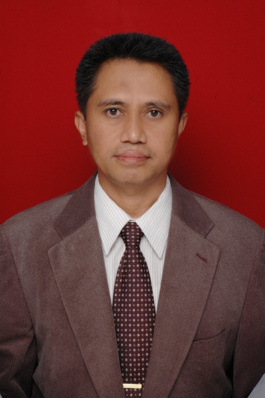 Dr. Ali Rokhman, M.Si.
